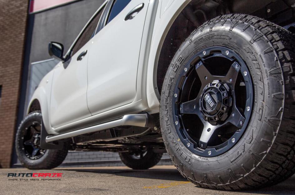 NISSAN NAVARA GD04 MATTE BLACK